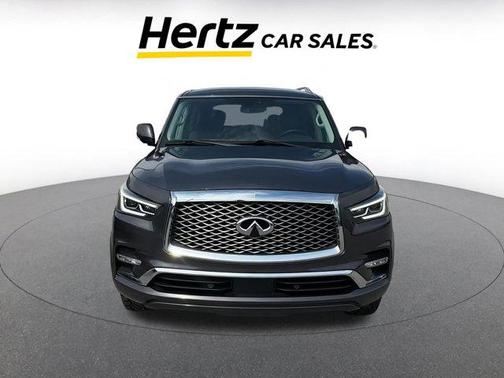 2022 INFINITI QX80 Luxe