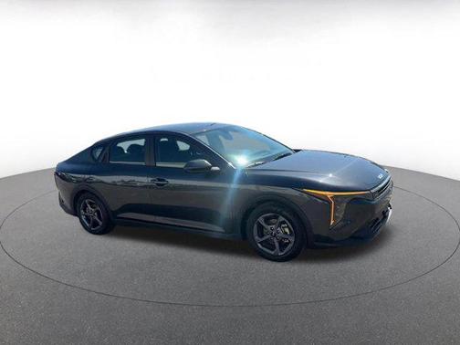 Interstellar Gray 2025 Kia K4 LXS