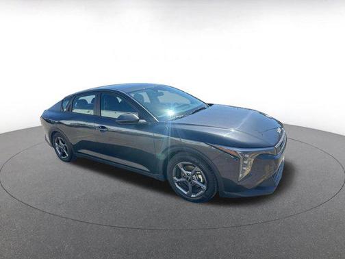 Interstellar Gray 2025 Kia K4 LXS