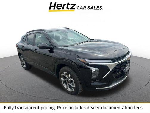 Mosaic Black Metallic 2025 Chevrolet Trax LT