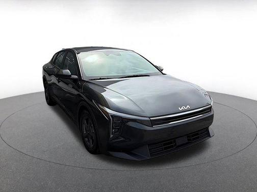 Interstellar Gray 2025 Kia K4 LXS