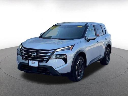 Brilliant Silver Metallic 2025 Nissan Rogue SV