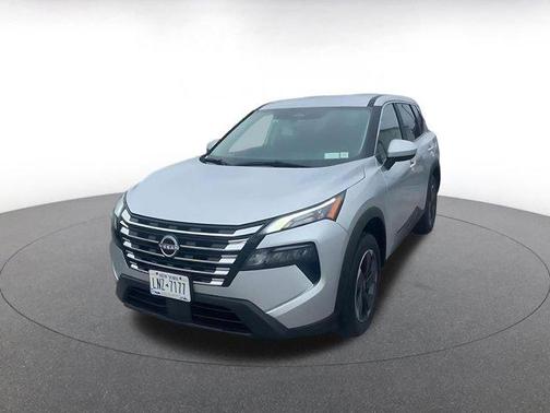 Brilliant Silver Metallic 2025 Nissan Rogue SV