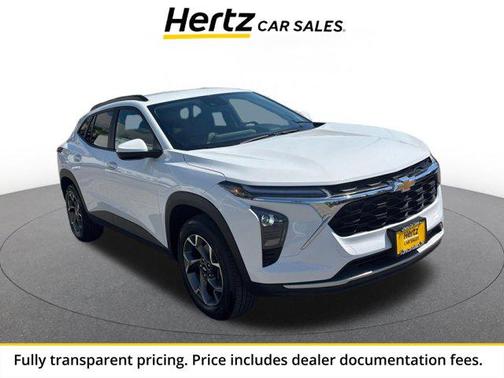 Summit White 2025 Chevrolet Trax LT