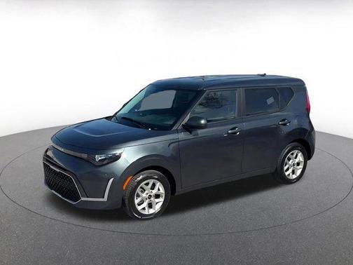 Gravity Gray 2025 Kia Soul LX