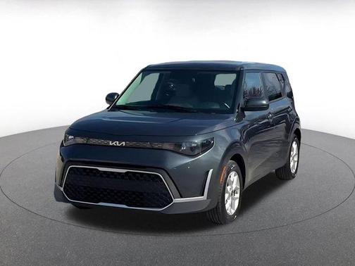 Gravity Gray 2025 Kia Soul LX