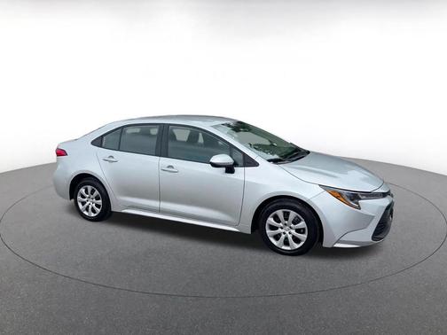 Classic Silver Metallic 2025 Toyota Corolla LE