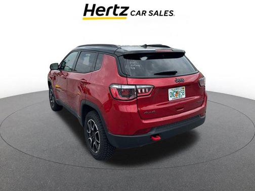 2025 Jeep Compass Trailhawk