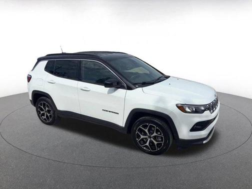 Bright White Clearcoat 2025 Jeep Compass Limited