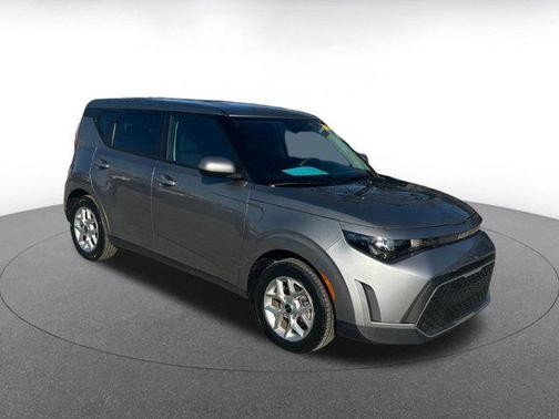 Steel Gray 2025 Kia Soul LX
