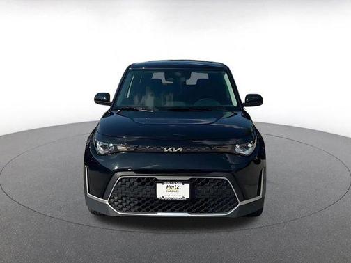 Fusion Black 2025 Kia Soul LX