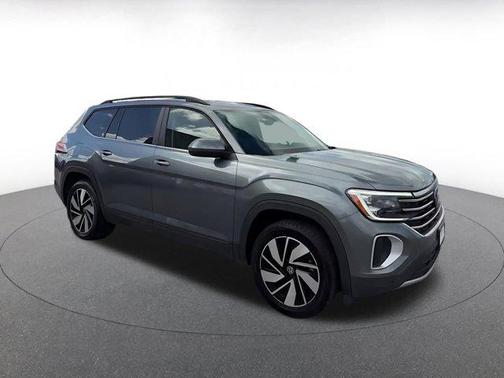 2024 Volkswagen Atlas 2.0T SE w/Technology 4MOTION