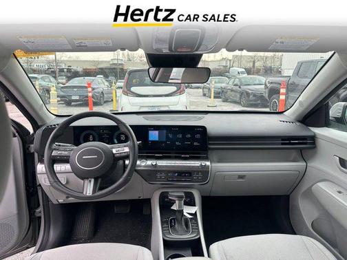 2025 Hyundai KONA SEL