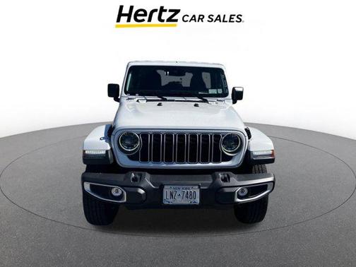 2025 Jeep Wrangler 4-Door Sahara 4x4