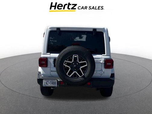2025 Jeep Wrangler 4-Door Sahara 4x4