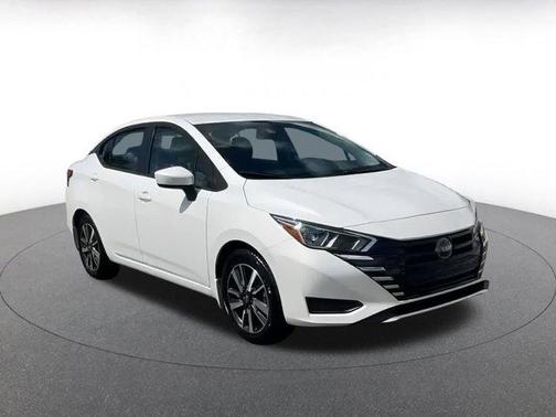 2024 Nissan Versa 1.6 SV