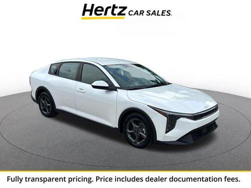 Snow White Pearl 2025 Kia K4 LXS
