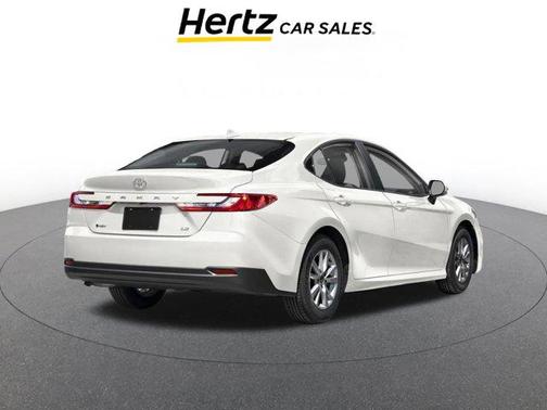 Ice Cap 2025 Toyota Camry LE