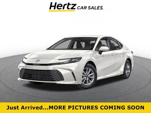 Ice Cap 2025 Toyota Camry LE