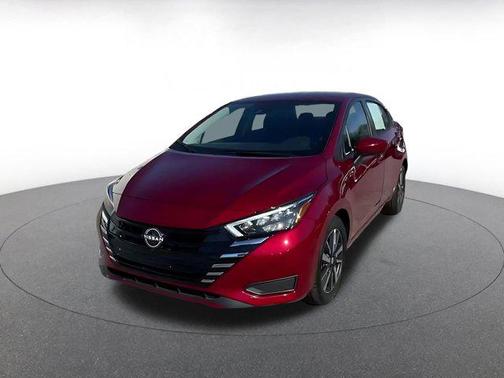 Scarlet Ember Tintcoat 2025 Nissan Versa 1.6 SV