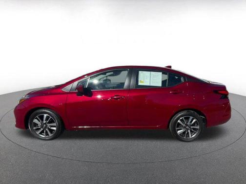 Scarlet Ember Tintcoat 2025 Nissan Versa 1.6 SV