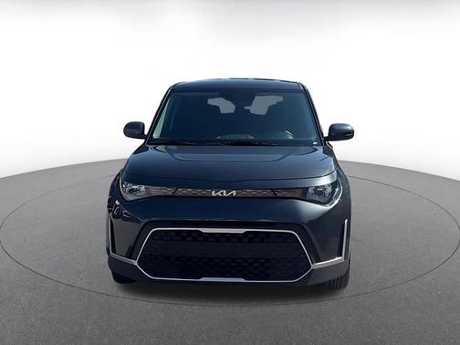 Gravity Gray 2025 Kia Soul LX