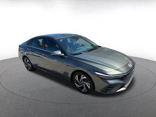 Amazon Gray 2025 Hyundai ELANTRA SEL