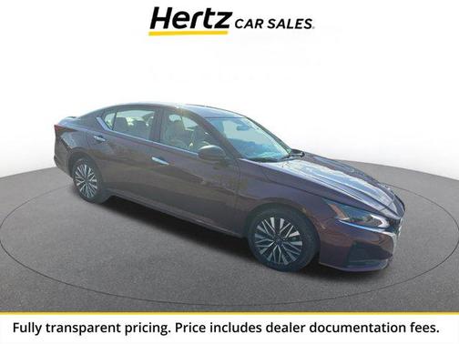 Garnet Pearl Metallic 2025 Nissan Altima SV FWD