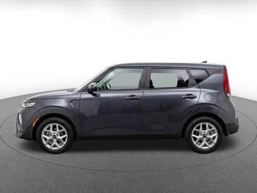 Gravity Gray 2025 Kia Soul LX