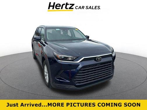 2025 Toyota Highlander LE