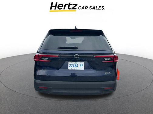 2025 Toyota Highlander LE