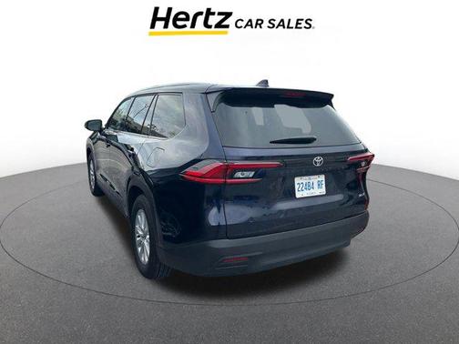 2025 Toyota Highlander LE