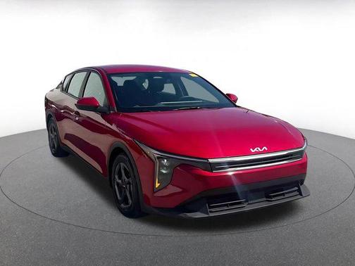 Currant Red 2025 Kia K4 LXS