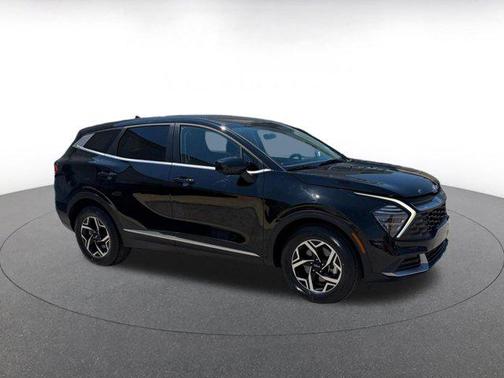 Ebony Black 2025 Kia Sportage LX