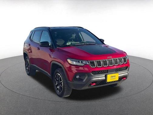Red Hot Pearlcoat 2025 Jeep Compass Trailhawk