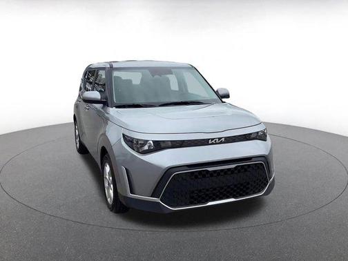 Steel Gray 2025 Kia Soul LX