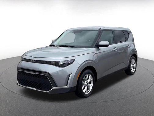 Steel Gray 2025 Kia Soul LX