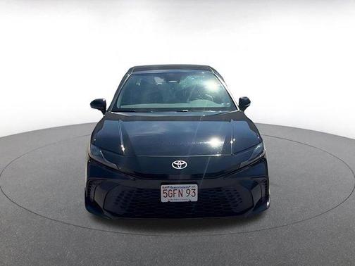 Black 2025 Toyota Camry SE