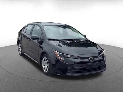 Black 2025 Toyota Corolla LE