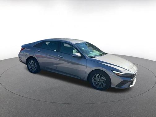 Fluid Metal 2026 Hyundai ELANTRA HEV Blue