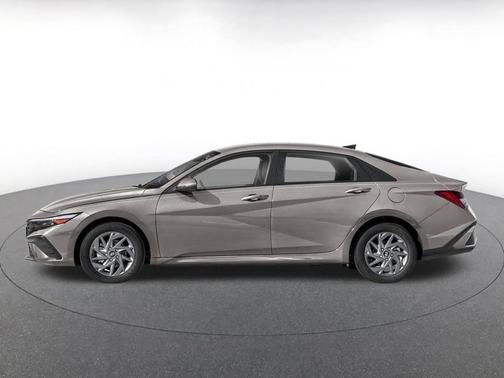 Fluid Metal 2026 Hyundai ELANTRA HEV Blue