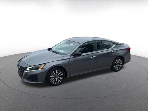 Gun Metallic 2025 Nissan Altima SV FWD