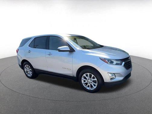 Silver Ice Metallic 2020 Chevrolet Equinox 1LT