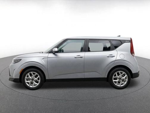 Steel Gray 2025 Kia Soul LX