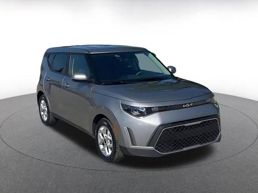 Steel Gray 2025 Kia Soul LX