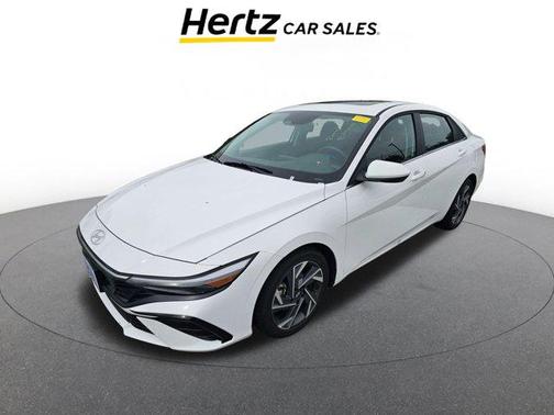 2025 Hyundai ELANTRA SEL