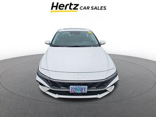 2025 Hyundai ELANTRA SEL