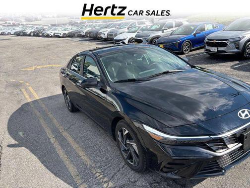 Abyss Black 2025 Hyundai ELANTRA SEL