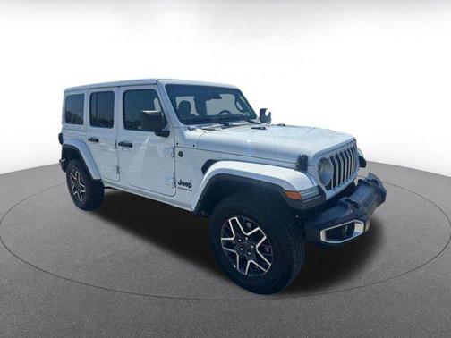 Bright White Clearcoat 2025 Jeep Wrangler 4-Door Sahara 4x4