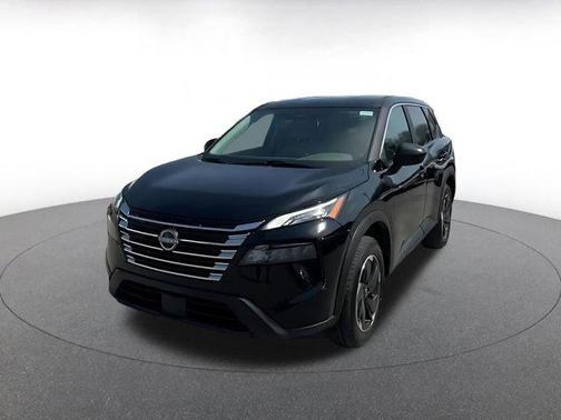 Super Black 2025 Nissan Rogue SV